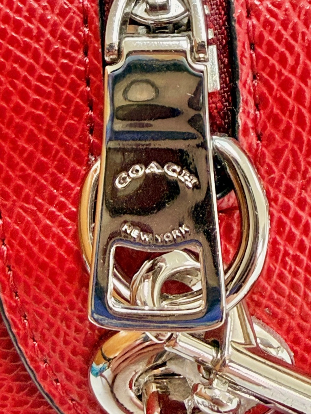 Coach x Snoopy Peanuts Leather Purse Bag Limited Edition brand new RED - Picture 5 of 9